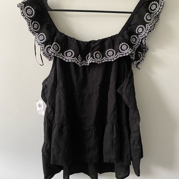 NWT old navy tank top - Picture 4 of 4